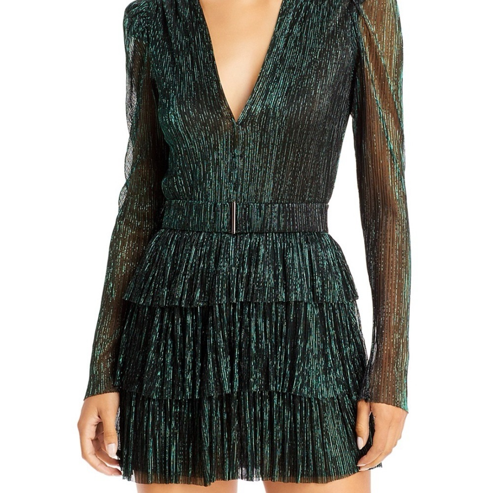 Elegant Green Pleated Dress